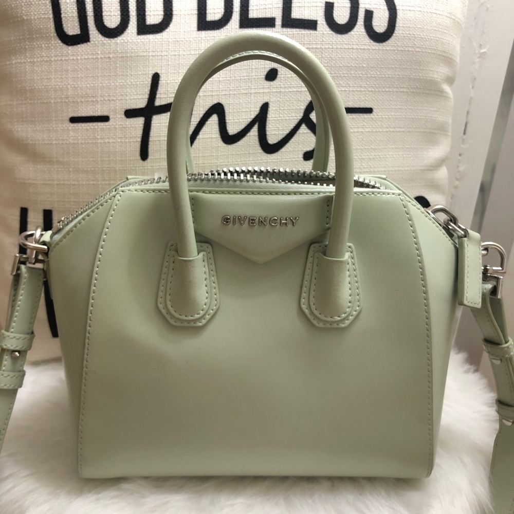 Authentic GIVENCHY Antigona Mini Shoulder Handbag